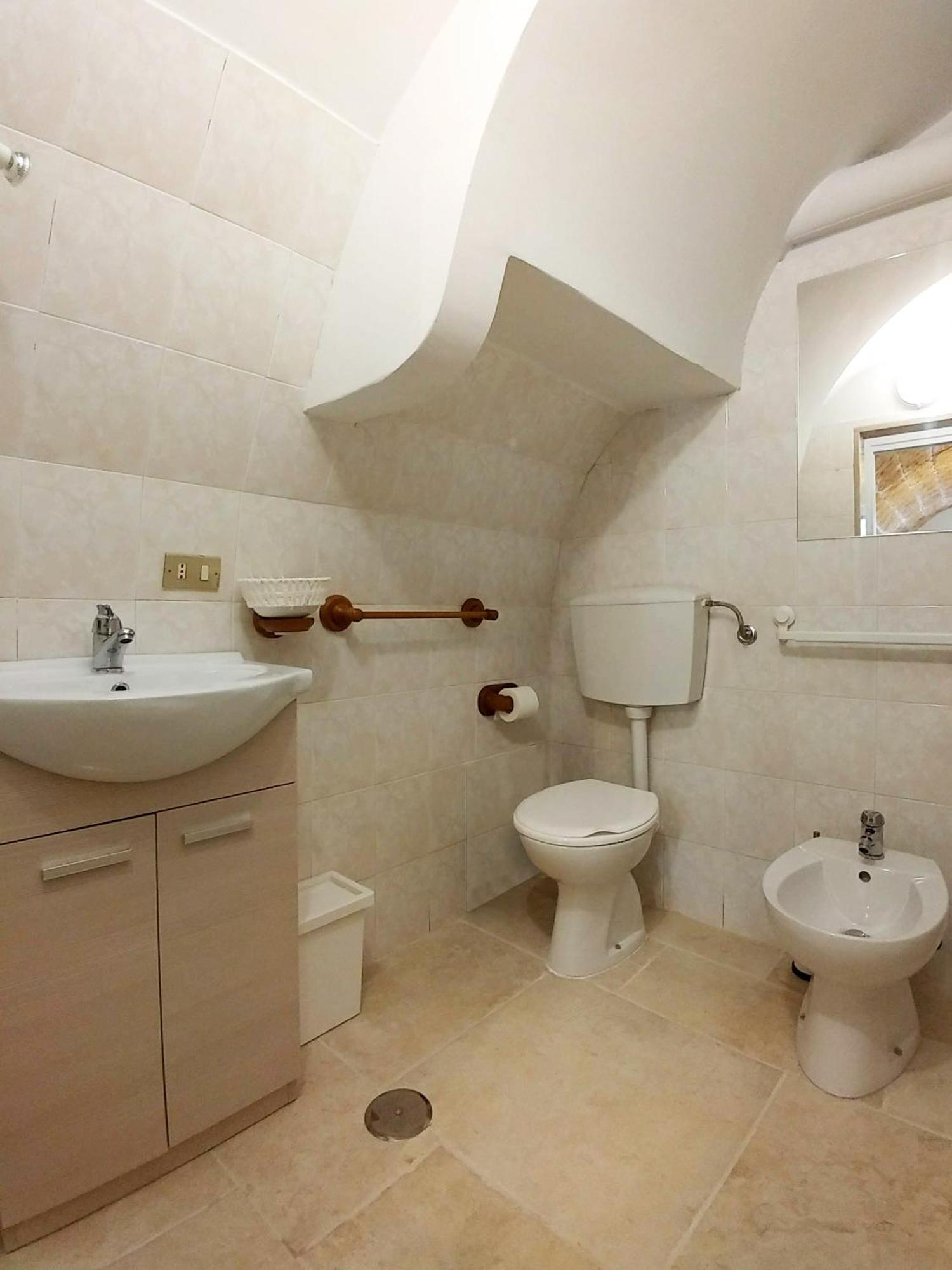 B&B Montebello ตรานิ ภายนอก รูปภาพ