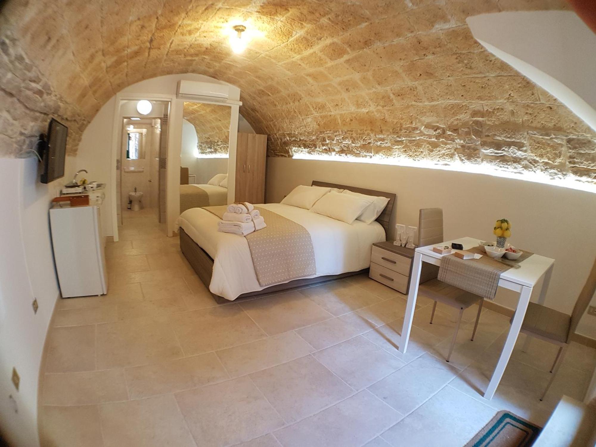 B&B Montebello ตรานิ ภายนอก รูปภาพ